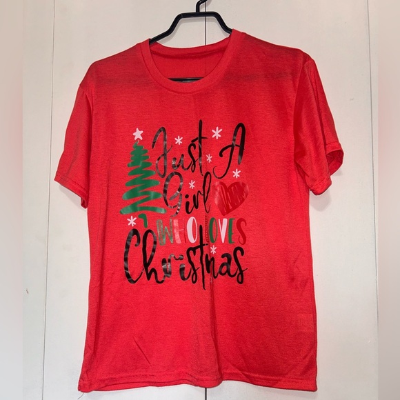 🤩FREE Gift🎄SHEIN Christmas Tee 🎄 - Picture 2 of 4